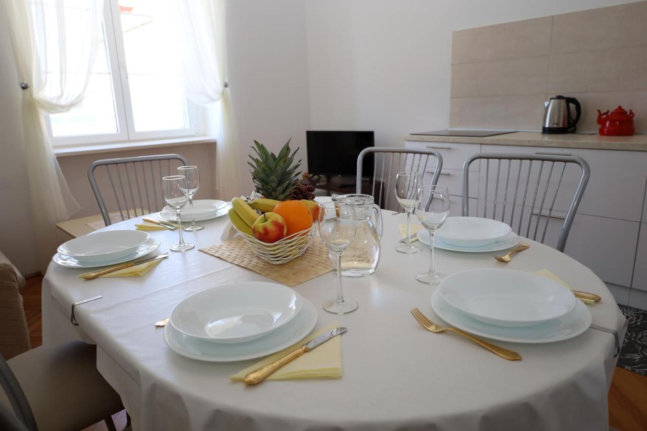 Apartman Dajana Supetar Exterior photo